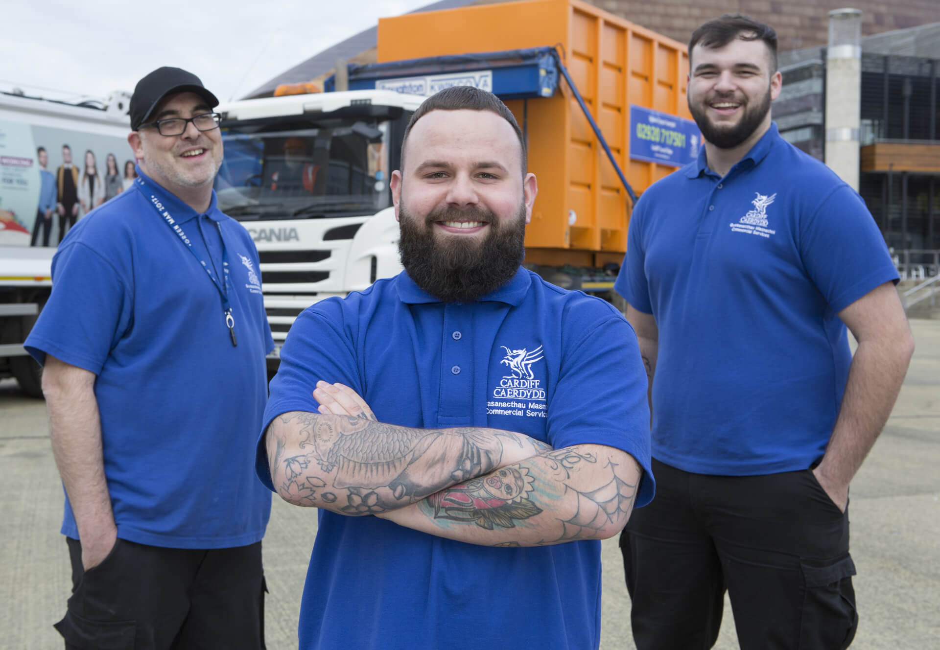 Cysylltu â ni Cardiff Council Commercial Waste Services